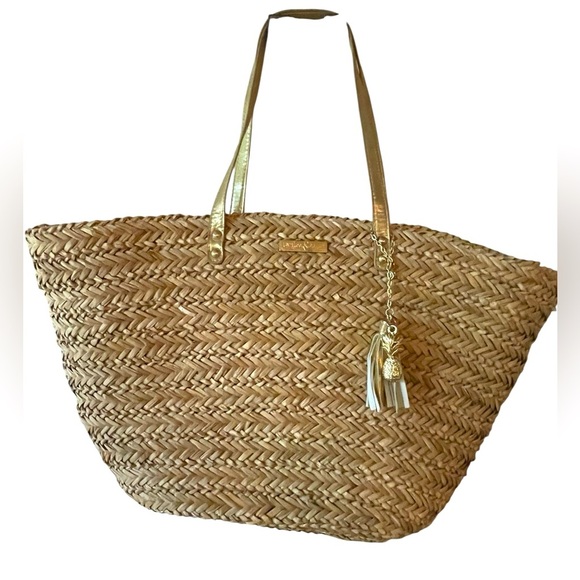 Lilly Pulitzer for Target Handbags - 💛🧡Lilly Pulitzer LARGE Straw Beach Tote with Stylish Lining and Golden handles